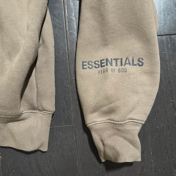 FEAR OF GOD ESSENTIALS in Taupe Pullover Logo Hoodie sweater size XXSmall - Picture 2 of 10